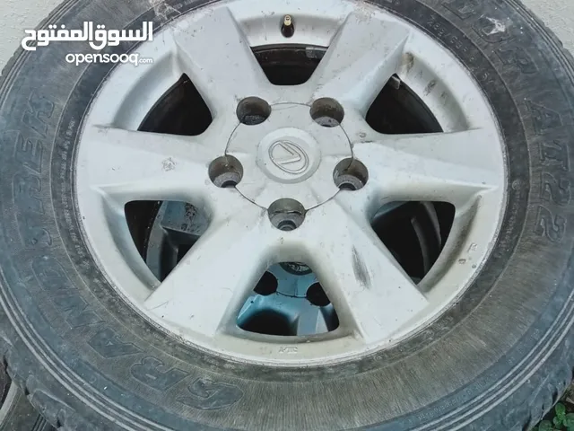 4 اطارات لكزس 2015 للبيع