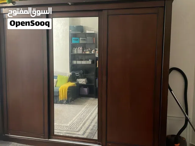 خزانه للبيع