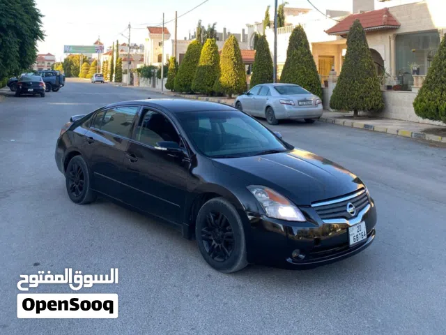 2010 Nissan Altima Standard