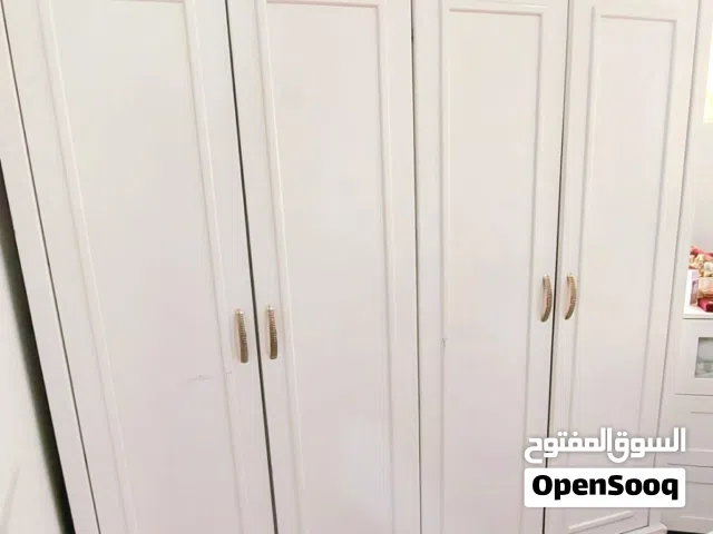 كبت (دولاب) خزانة متين و بحالة ممتازة للبيع wardrobe
