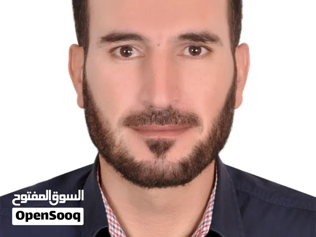 أستاذ لغة انجليزية سوري