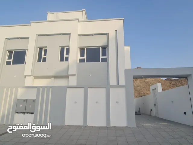 275 m2 4 Bedrooms Villa for Sale in Muscat Ansab