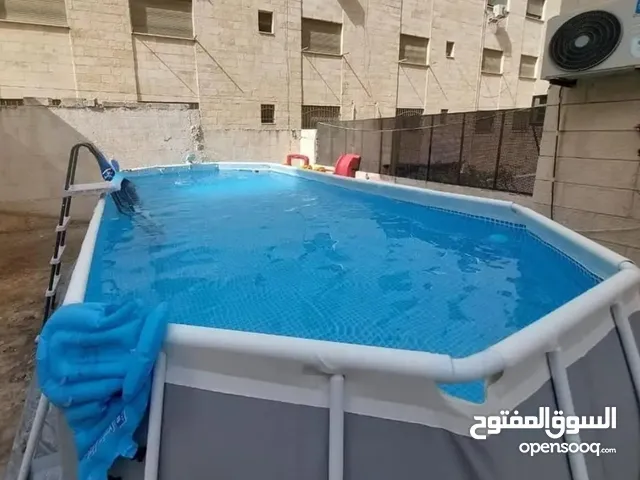 مسبح انتكس الامريكي العملاق بسعر خيالي خيالي