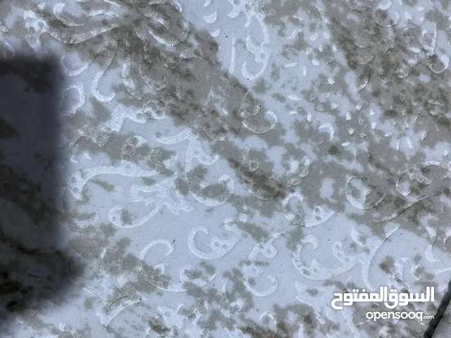 جوته قياس 6*4 ب 100 وبيها مجال