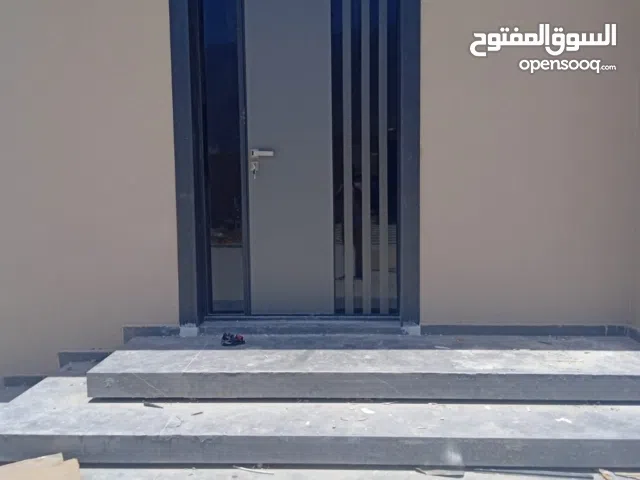 تخفيضات علي الابواب