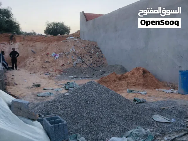 قطعة أرض للبيع 160 ميترو 8 واجه 20 داخل    عنوان خلة بن عون  الميترو ب 450