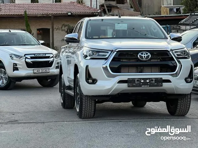 تويوتا هايلوكس 2025 زيرو موجود حوض اوربي جميع الوان اقل سعر بل الاردن انشالله!!!!