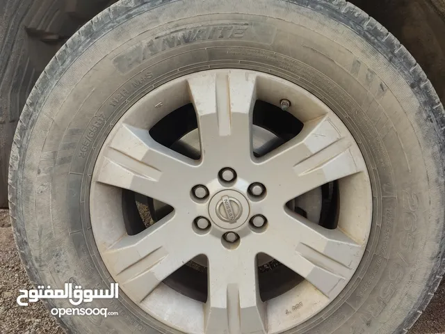 Other 17 Tyre & Rim in Al Dakhiliya