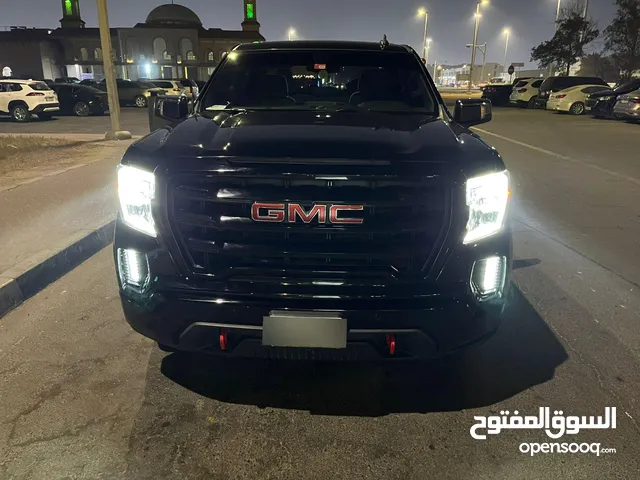 Used GMC Sierra in Abu Dhabi