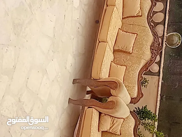 طقم كنب خشب زان بالكامل تفصيل وليس تجاري