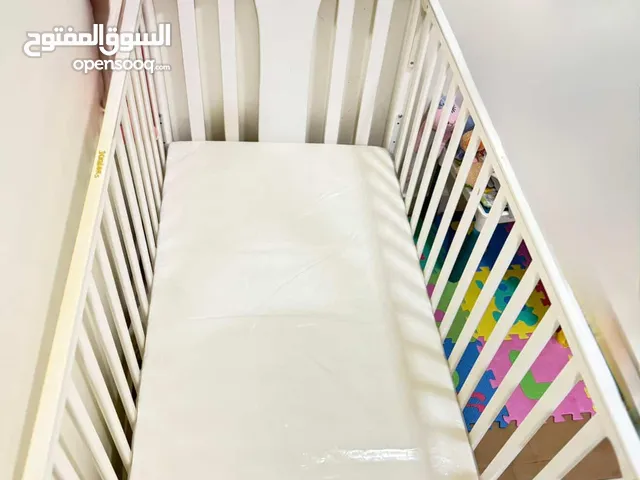 سرير أطفال من جونيورز