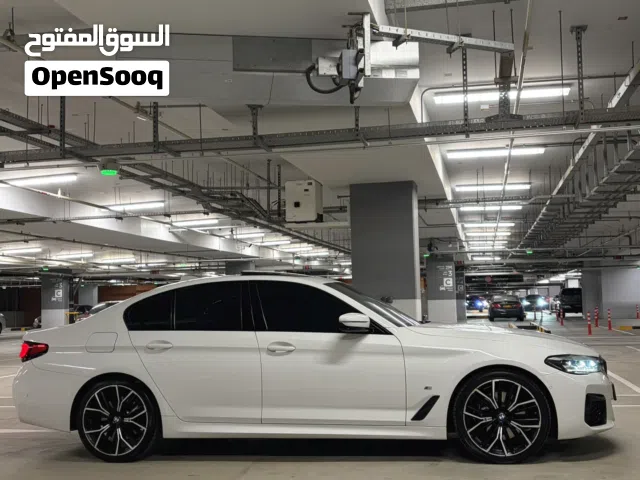 2022 BMW 5 Series 530