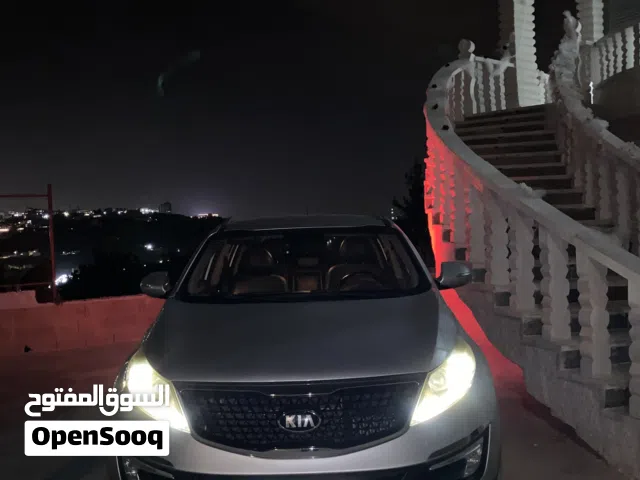 كيا سبورتاج 2015 في الرخصة ديزل 4*4 فل ما عدا فتحة فحص ممتاز دهان 3 قطع فقط للبيع كاش فقط او بدل