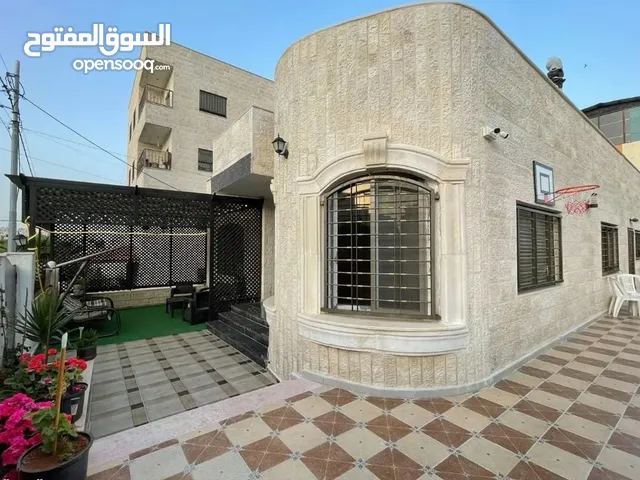 332m2 5 Bedrooms Villa for Sale in Amman Al Bnayyat