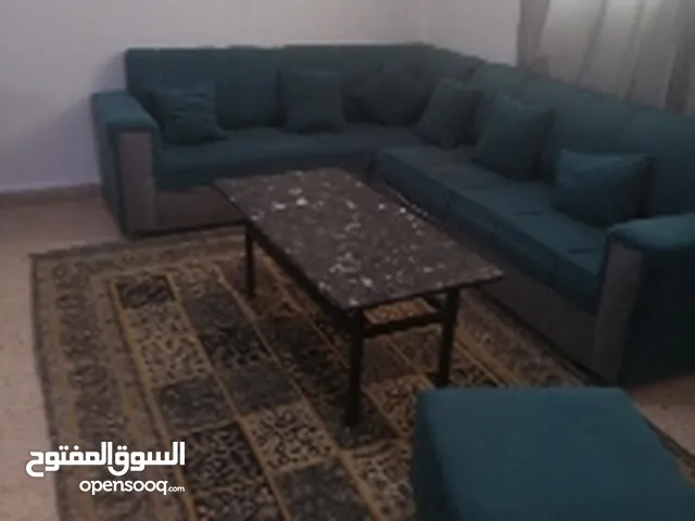 200 m2 3 Bedrooms Apartments for Rent in Madaba Madaba Center