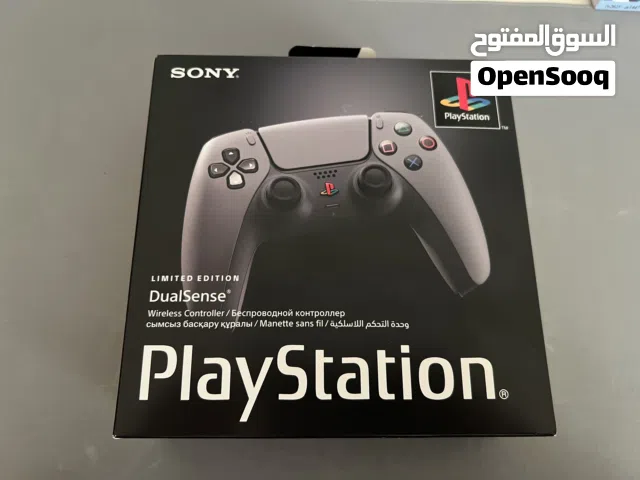 PS5 controller 30th
