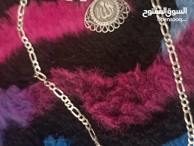 سنسال وتعاليق للبيع مستعمل