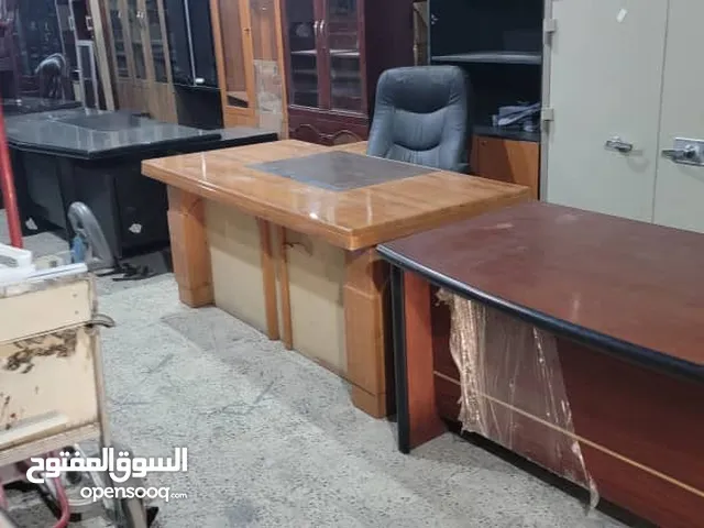 مكاتب مدير عام مستخدم نضيف نوع فاخر