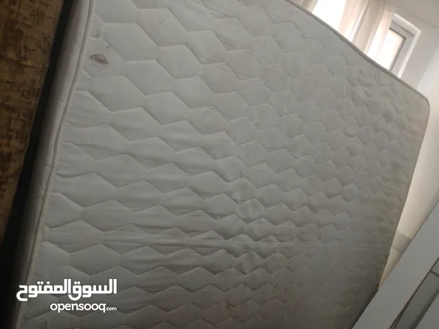 فرشة تخت للبيع