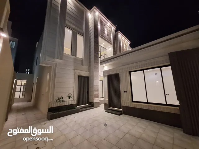 400 m2 More than 6 bedrooms Villa for Sale in Al Riyadh Tuwaiq