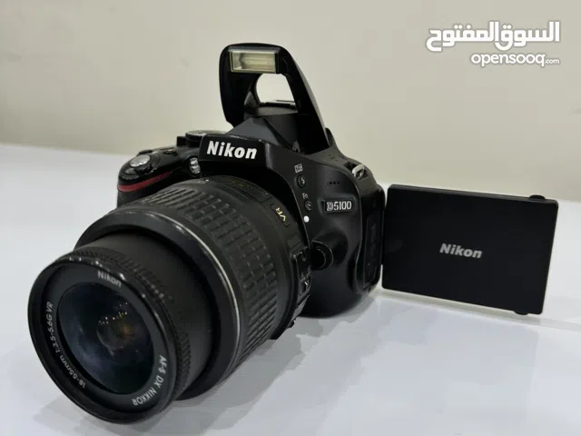 Nikon D5100 Dslr Camera with charger and bags and with sd card and very good quality photos