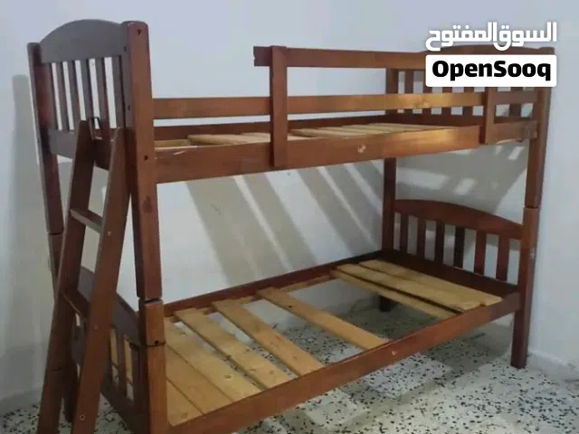 السلام عليكم عندي زوز سراير للبيع اقرا والوصف