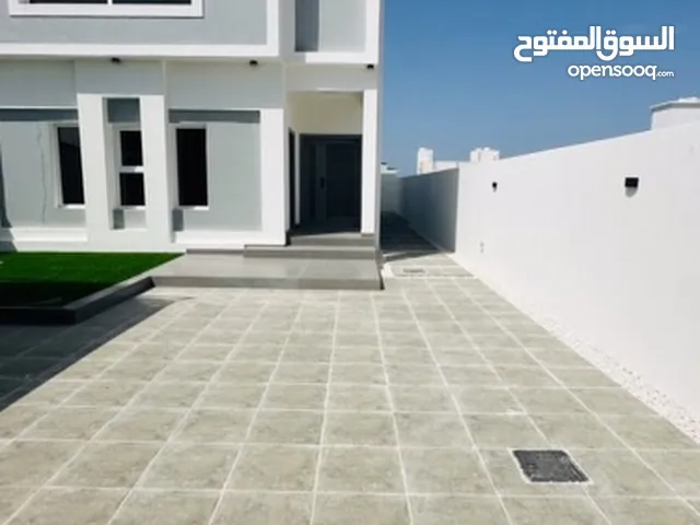265m2 4 Bedrooms Villa for Sale in Muscat Al Maabilah