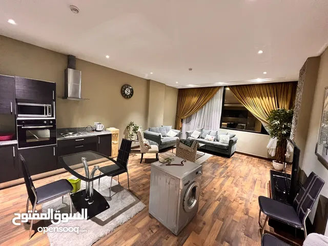 75 m2 1 Bedroom Apartments for Rent in Manama Juffair