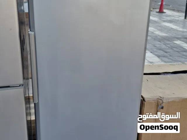 ثلاجه فقط بدون فريزر سامسونج 300 لتر مستعمل بحال ممتازه والسعر شامل التوصيل داخل عمان