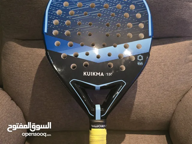 مضرب بادل بحالة ممتازة