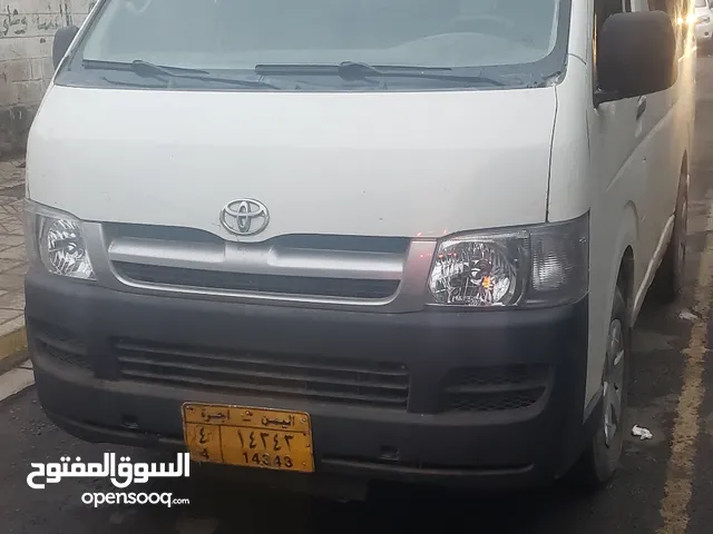 Toyota Hiace 2006 in Sana'a