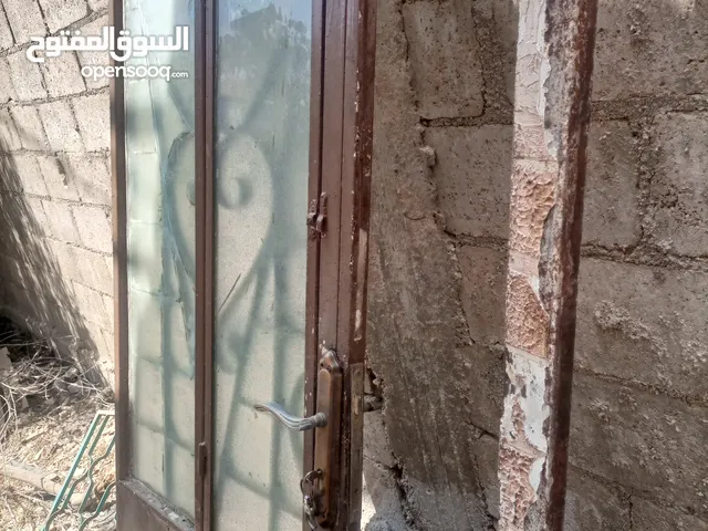 ابواب واغراض منزل للبيع