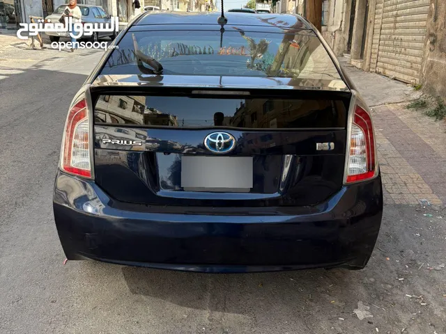 Used Toyota Prius in Amman