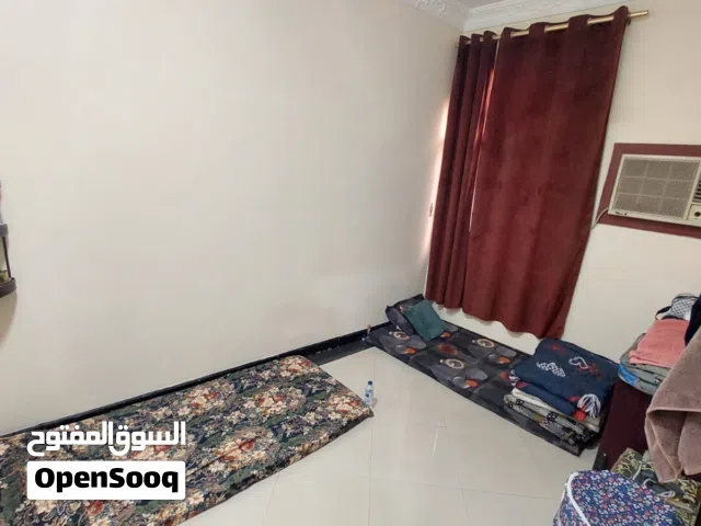 1 ROOM WITH ATTACH BATHROOM AND BEDSPACE AVAILABE FOR RENT IN HOORA Near Citymart