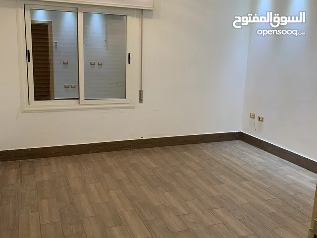 185m2 3 Bedrooms Apartments for Rent in Tripoli Al-Seyaheyya