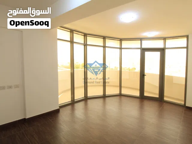 #REF815 شقة جميلة غرفتين وصالة زاوية للبيع في مبنى اللوتس (القرم)