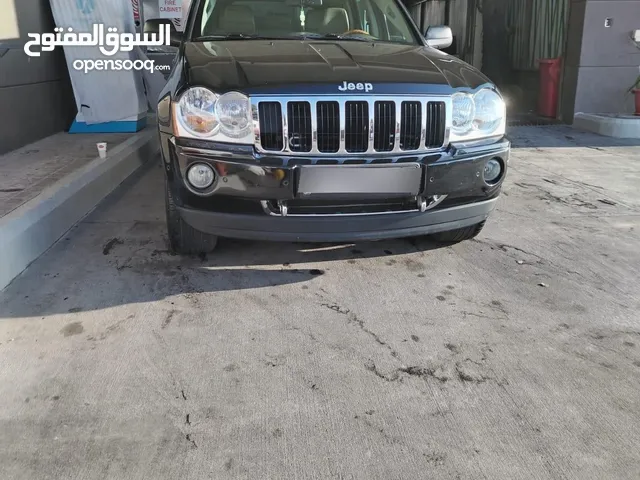 جيب جراند شيروكي 2006