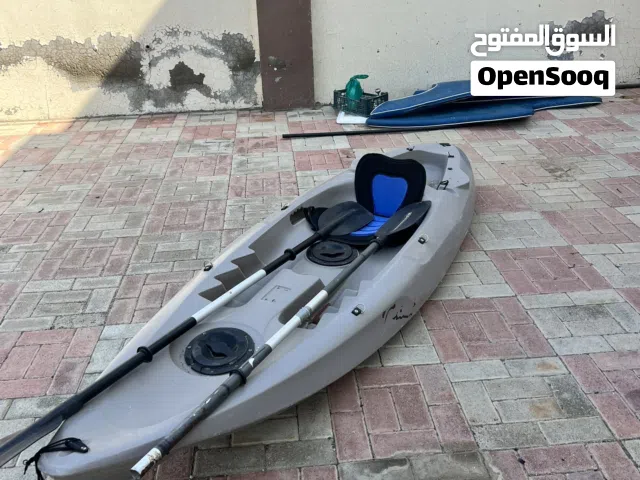 قارب كياك مناسب للصيد والترفيه