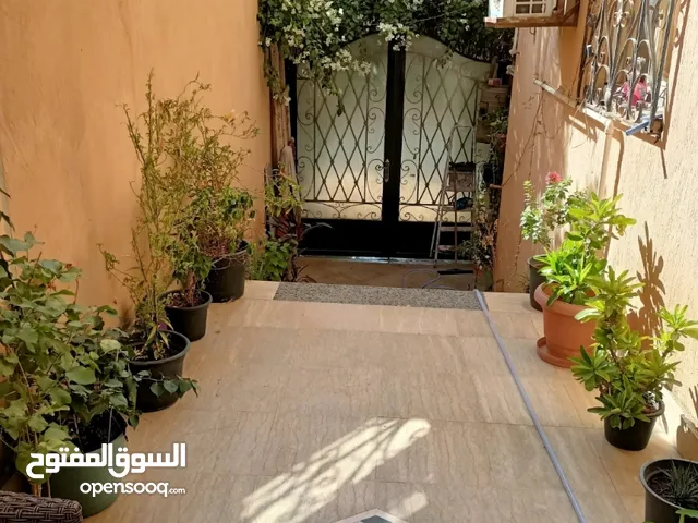 150 m2 3 Bedrooms Apartments for Rent in Cairo El-Zahraa