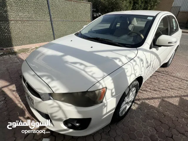 لانسر للبيع مكينة كبيره 2000cc