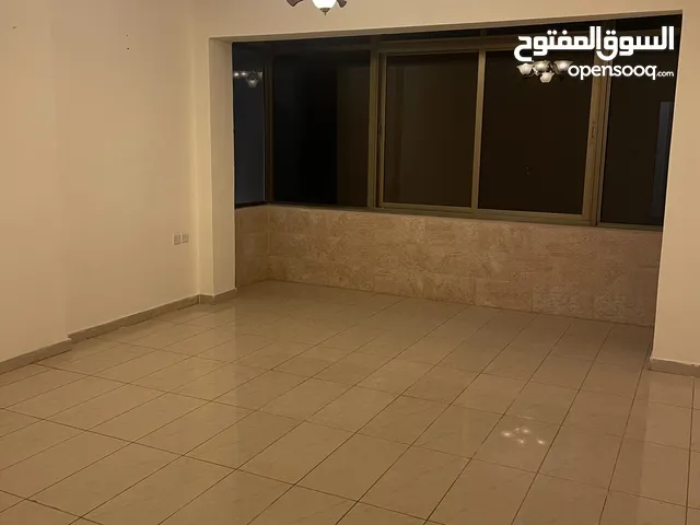 175 m2 3 Bedrooms Apartments for Rent in Amman Um El Summaq