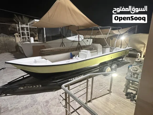 ولاصحاب التميز قارب مارينا الشارقه 28 قدم محدث بالكامل بسعر ممتاز