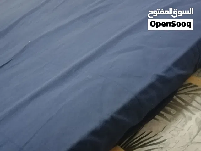 فراش سبرنك مريح جدا وما نازل جبير وعرضه