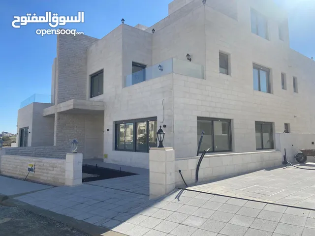 330 m2 3 Bedrooms Villa for Sale in Amman Naour