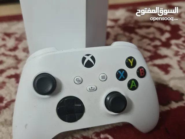 Xbox series s بحالة ممتازة للبيع