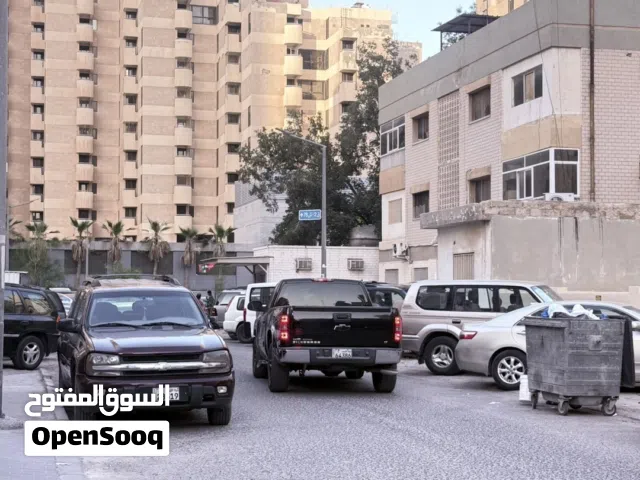 120 m2 3 Bedrooms Apartments for Rent in Kuwait City Bnaid Al-Qar