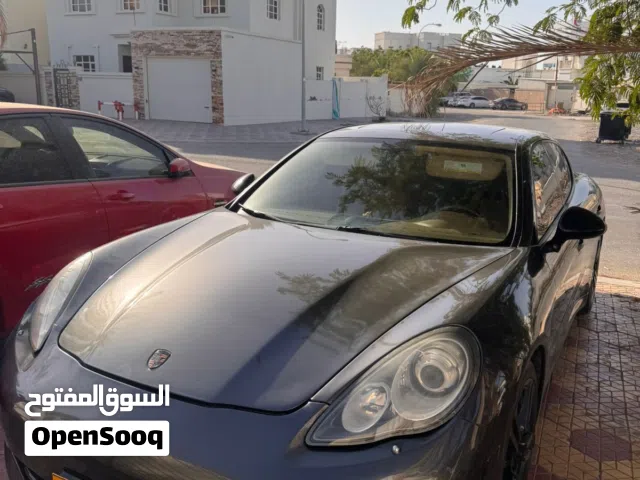 2012 بورش باناميرا Panamera