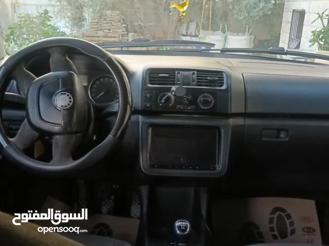 سكودا فابيا 2012