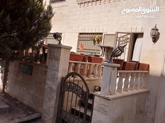 شقة ديلوكس أرضيه للبيع طبربور ( من المالك )