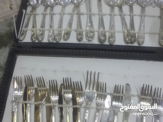 ملاعق مطلية بالفضة